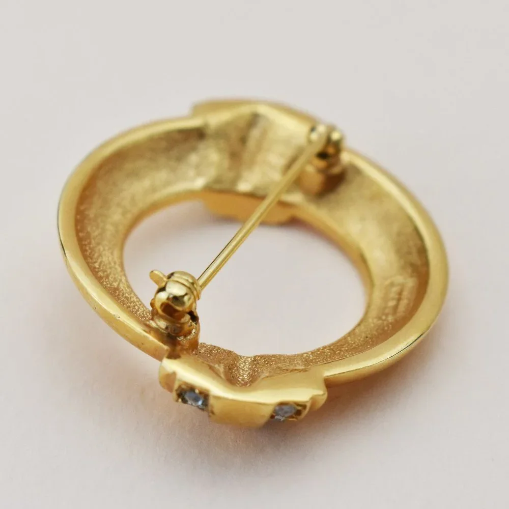 Open circle brooch gold tone, accent round rhinestone brooch